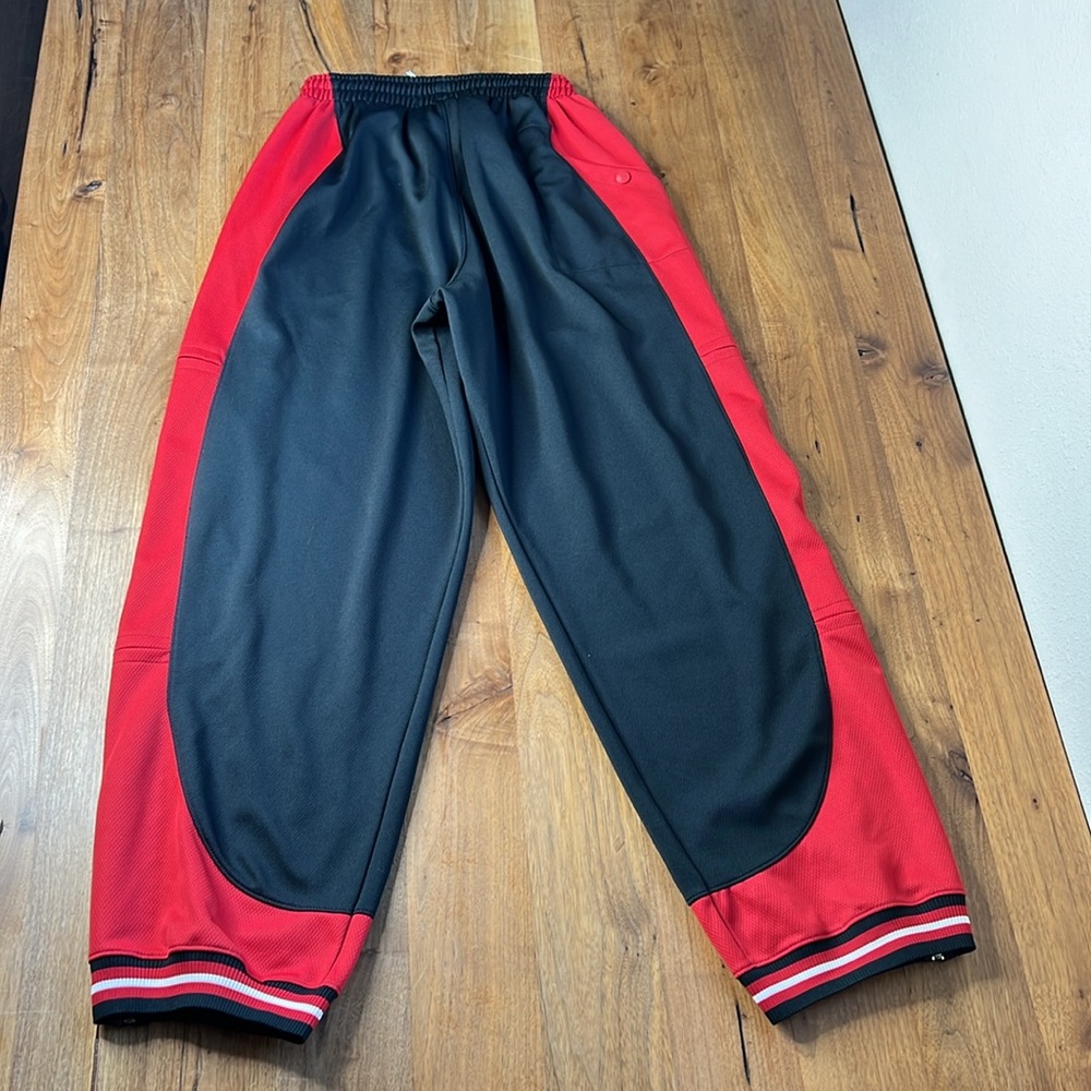 Nike Air Jordan Jogger Pants Wide Loose Leg Warm Up Basketball Red Black Sports - Picture 10 of 12